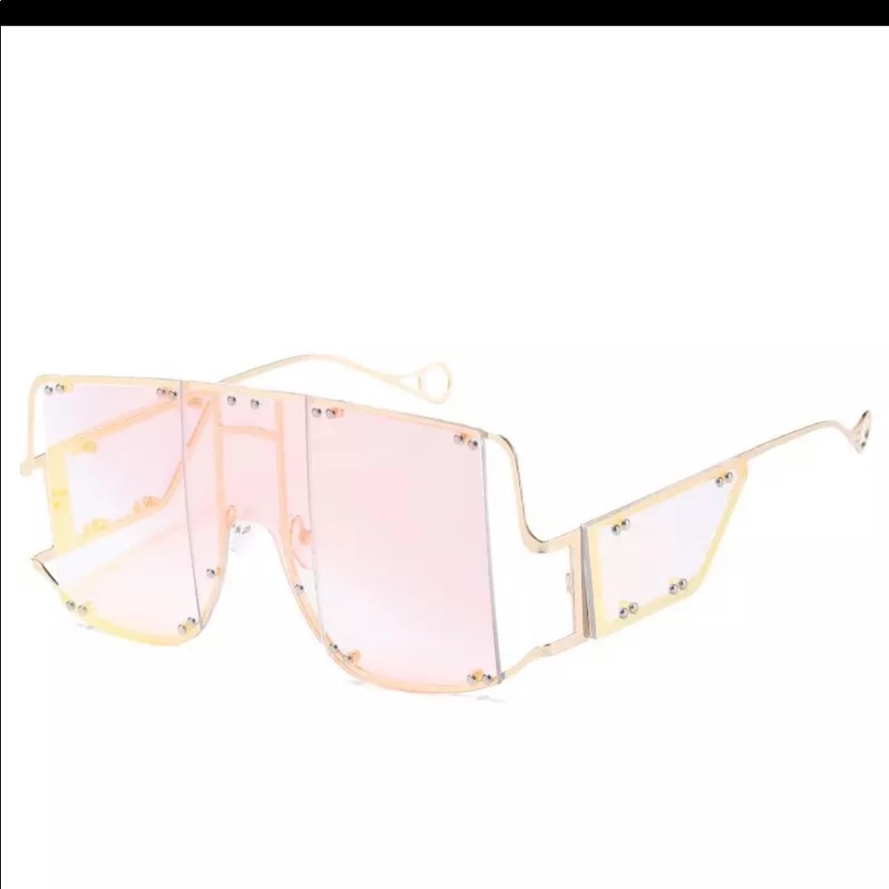 Trendy Oversized Sunglasses